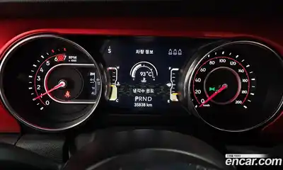 Jeep Wrangler 2022 2.0 гидро в Москве № 1424318, миниатюра 8