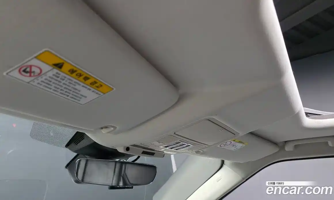 Land Rover Discovery 2019 2.0 гидро в Москве № 166337, фото 16