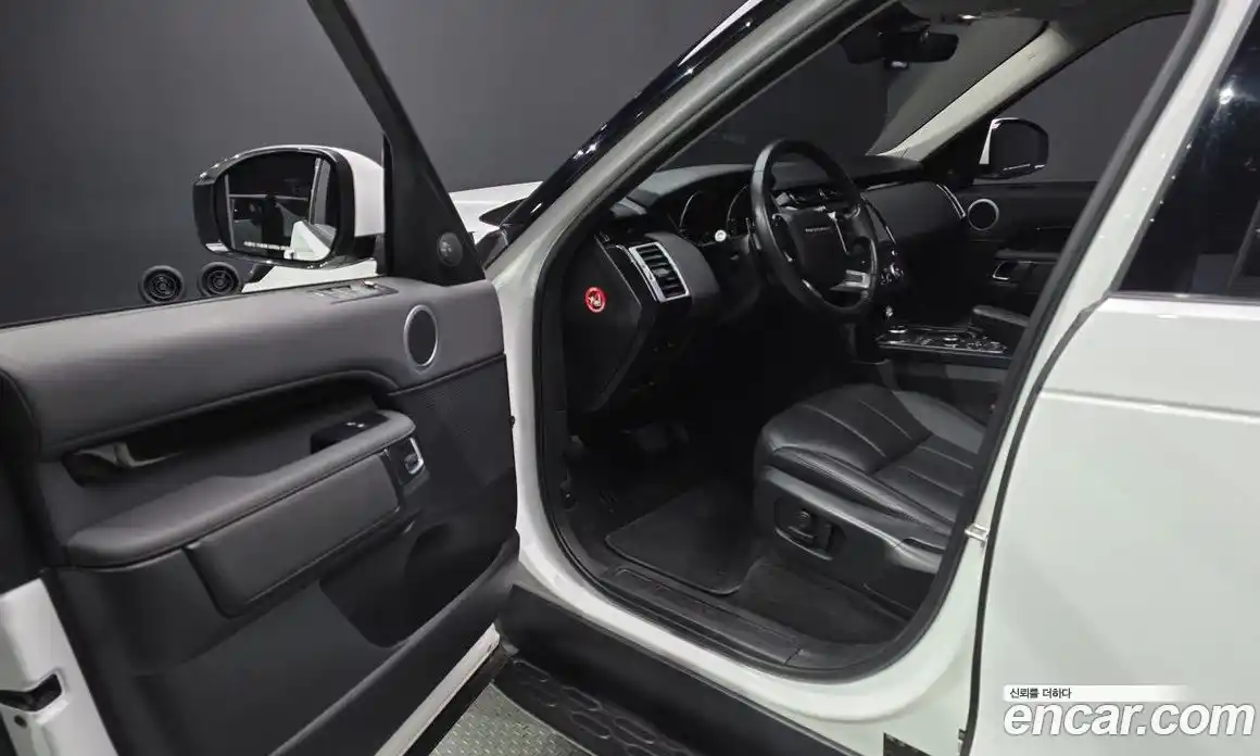 Land Rover Discovery 2019 2.0 гидро в Москве № 166337, фото 10