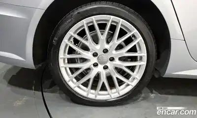 Audi A6 2018 2.0 гидро в Москве № 212437, миниатюра 5