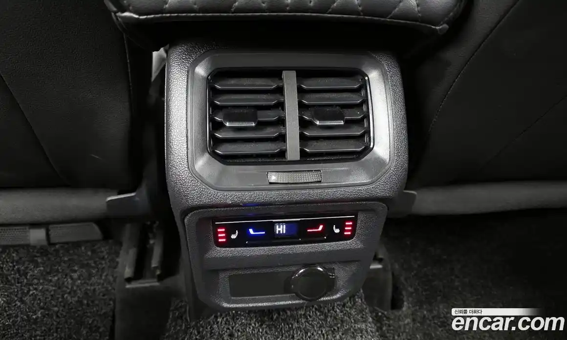 Volkswagen Tiguan 2023 2.0 гидро в Москве № 215065, фото 18