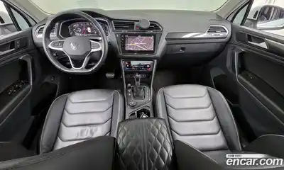 Volkswagen Tiguan 2023 2.0 гидро в Москве № 215065, миниатюра 7