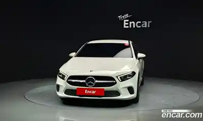 Mercedes-Benz A-Class 2021 2.0 гидро в Москве № 222939, миниатюра 3