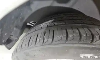 Renault SM3 2009 1.6 гидро в Москве № 227480, миниатюра 4
