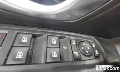 Renault SM3 2009 1.6 гидро в Москве № 227480, миниатюра 7