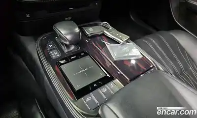 Lexus LS 2018 3.4 гидро в Москве № 231994, миниатюра 9