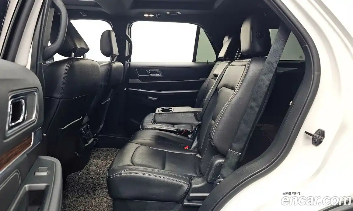 Ford Explorer 2019 2.3 гидро в Москве № 233270, фото 12
