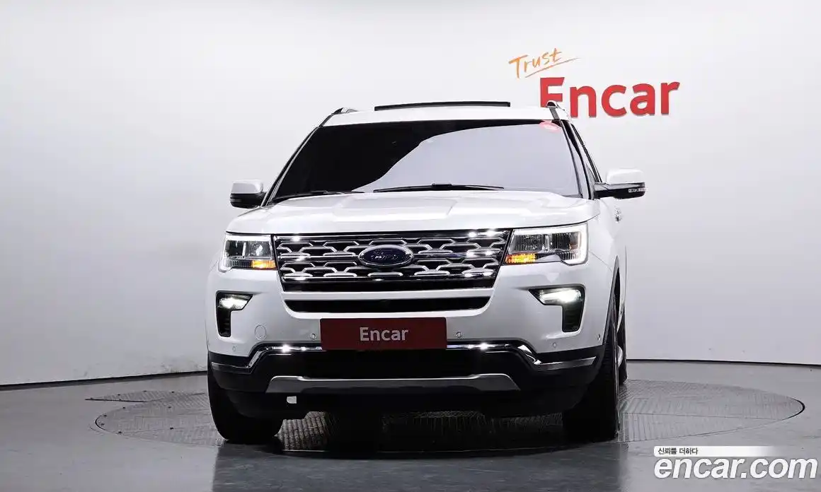 Ford Explorer 2019 2.3 гидро в Москве № 233270, фото 3