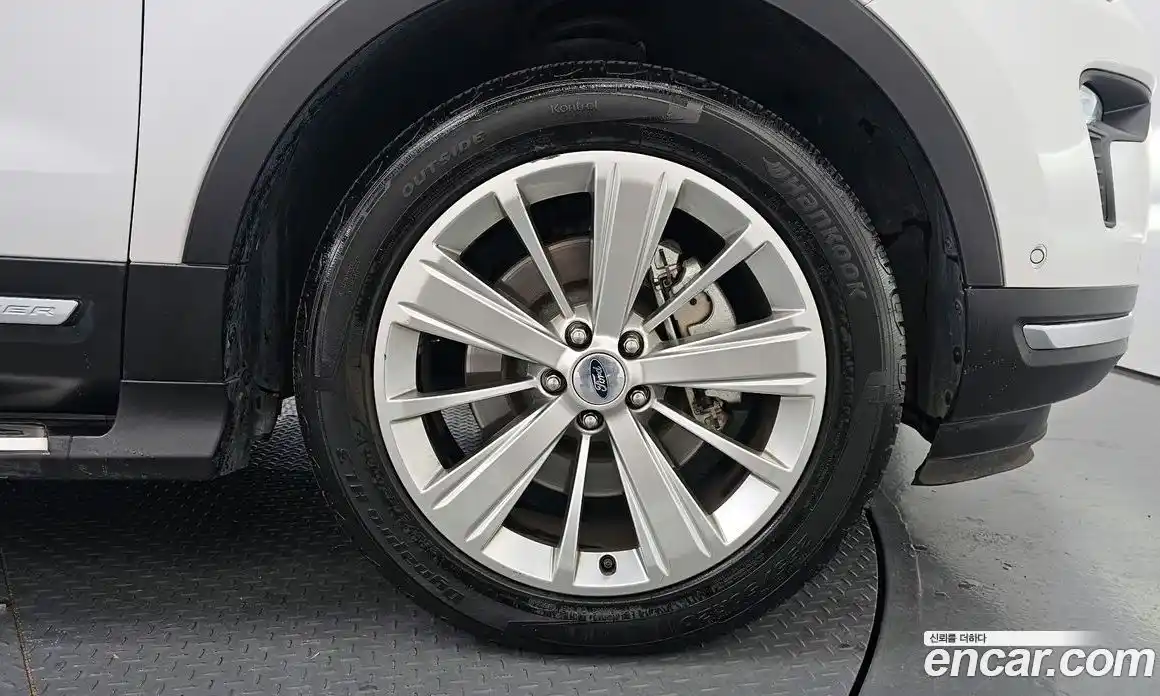 Ford Explorer 2019 2.3 гидро в Москве № 233270, фото 5