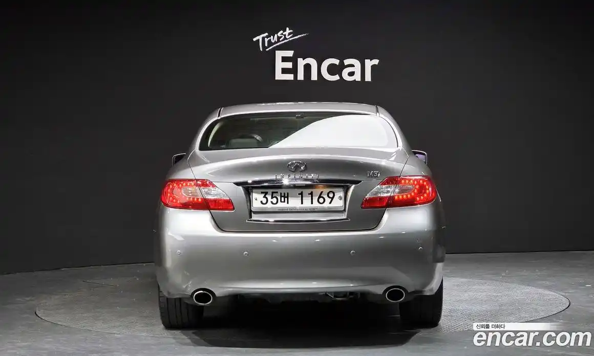 Infiniti M 2011 3.7 гидро в Москве № 251000, фото 4