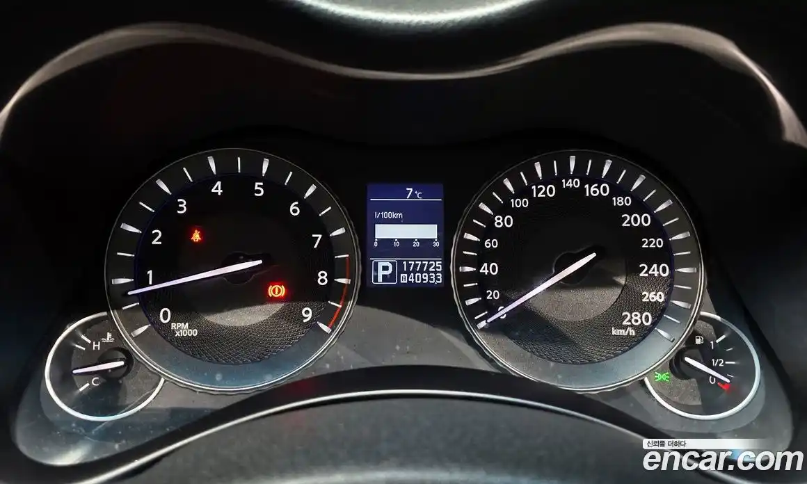 Infiniti M 2011 3.7 гидро в Москве № 251000, фото 8