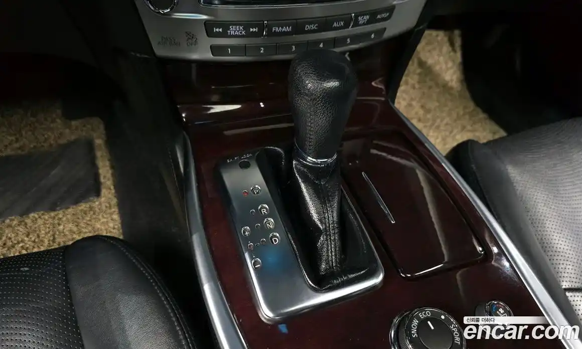 Infiniti M 2011 3.7 гидро в Москве № 251000, фото 9