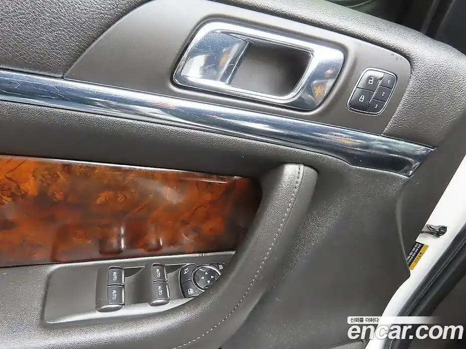 Lincoln MKS 2014 3.7 гидро в Москве № 255887, фото 13