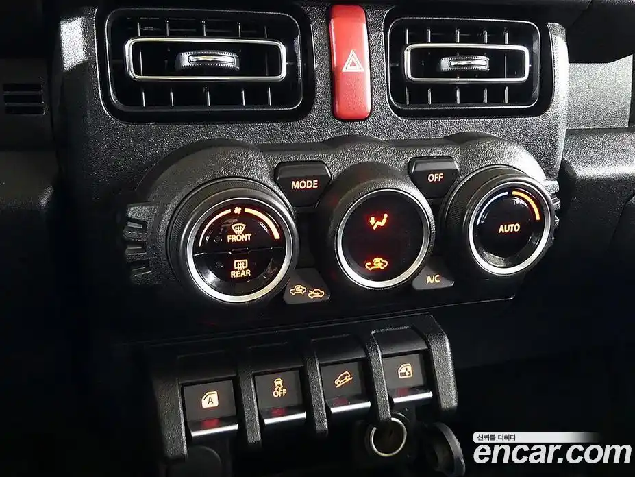 Suzuki Jimny 2024 1.5 гидро в Москве № 257536, фото 15
