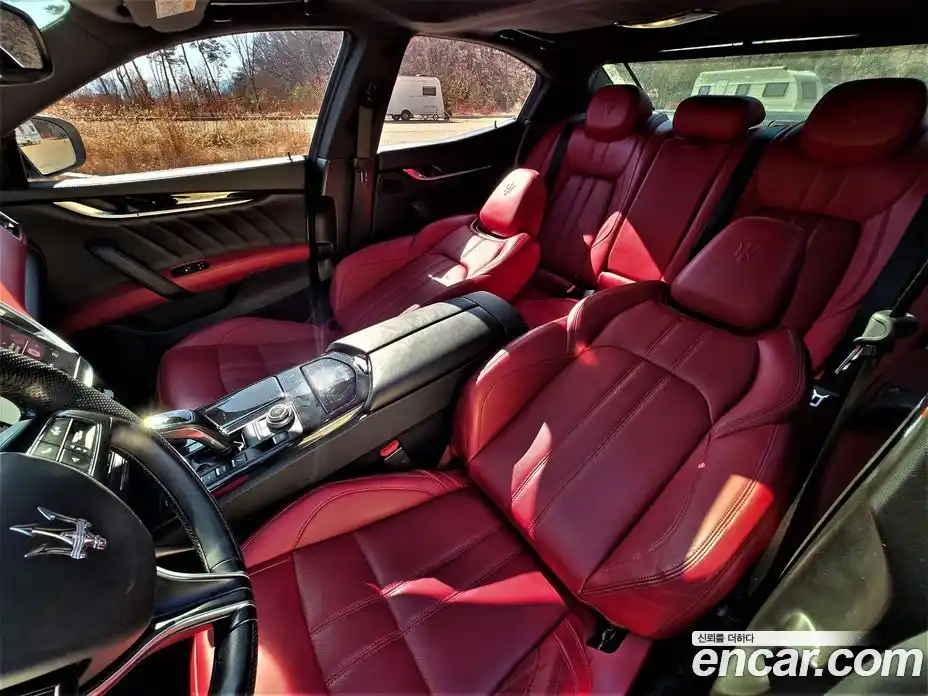 Maserati Ghibli 2021 2.0 гидро в Москве № 282723, фото 11