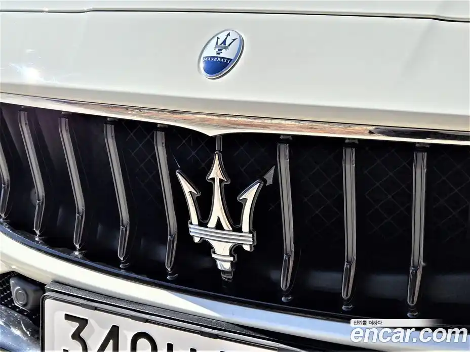 Maserati Ghibli 2021 2.0 гидро в Москве № 282723, фото 17