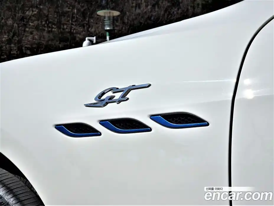 Maserati Ghibli 2021 2.0 гидро в Москве № 282723, фото 18