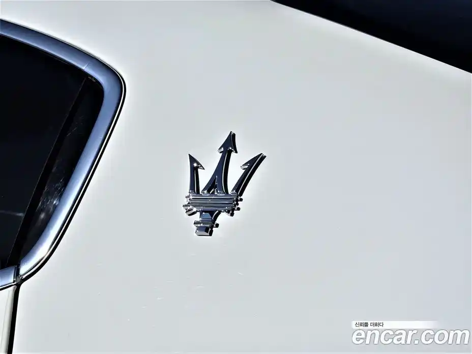 Maserati Ghibli 2021 2.0 гидро в Москве № 282723, фото 19