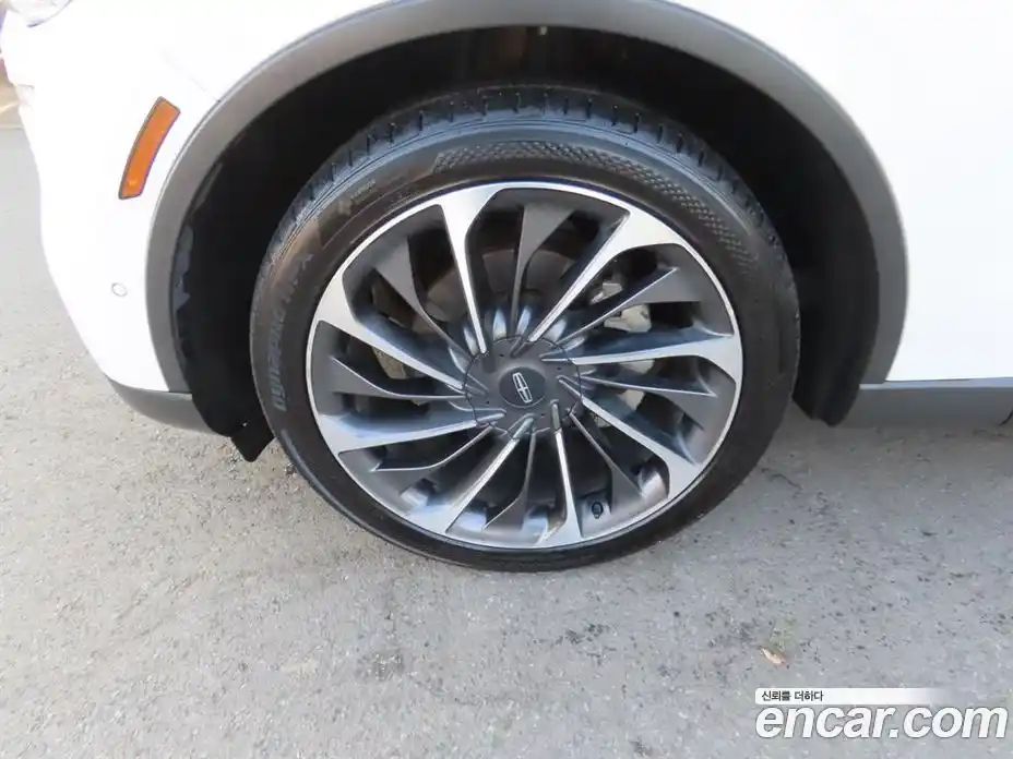 Lincoln Aviator 2020 3.0 гидро в Москве № 304369, фото 20