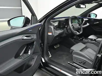 Audi Q6 e-tron 2025 1.0 гидро в Москве № 343890, миниатюра 11