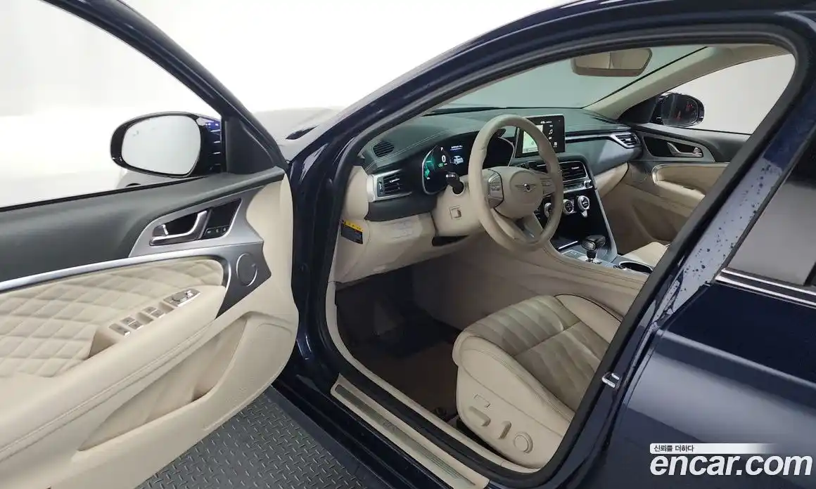 Genesis G70 2020 2.0 Автомат в Москве № 1399644, фото 10