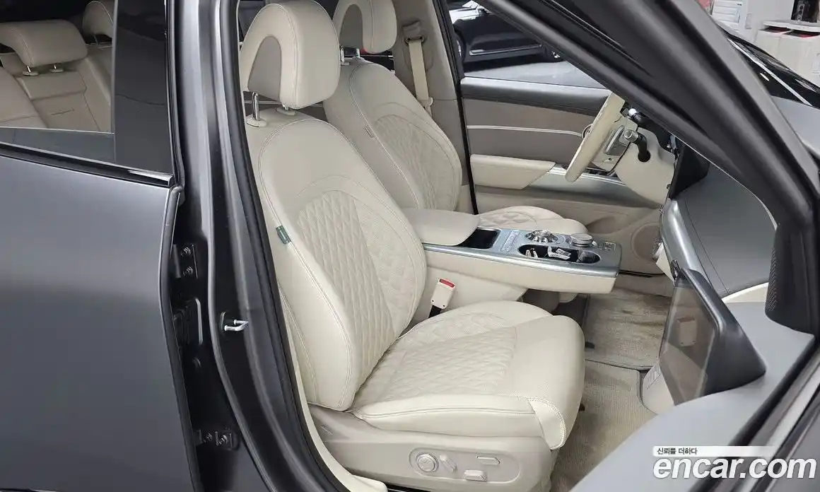 Genesis GV60 2023 0.1 Автомат в Москве № 1399649, фото 12