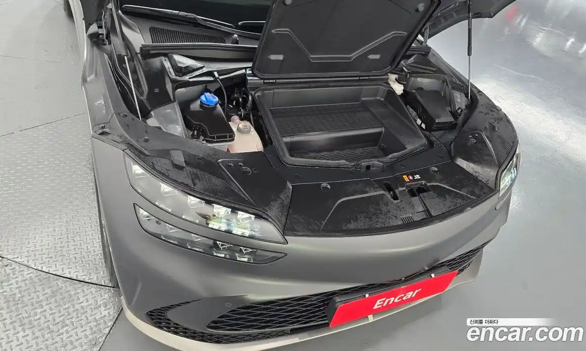 Genesis GV60 2023 0.1 Автомат в Москве № 1399649, фото 6