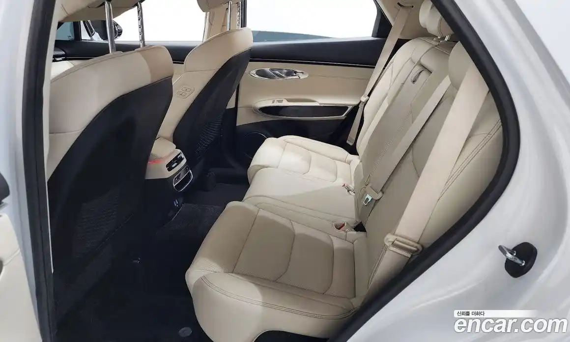 Genesis GV70 2022 2.5 Автомат в Москве № 1399720, фото 11