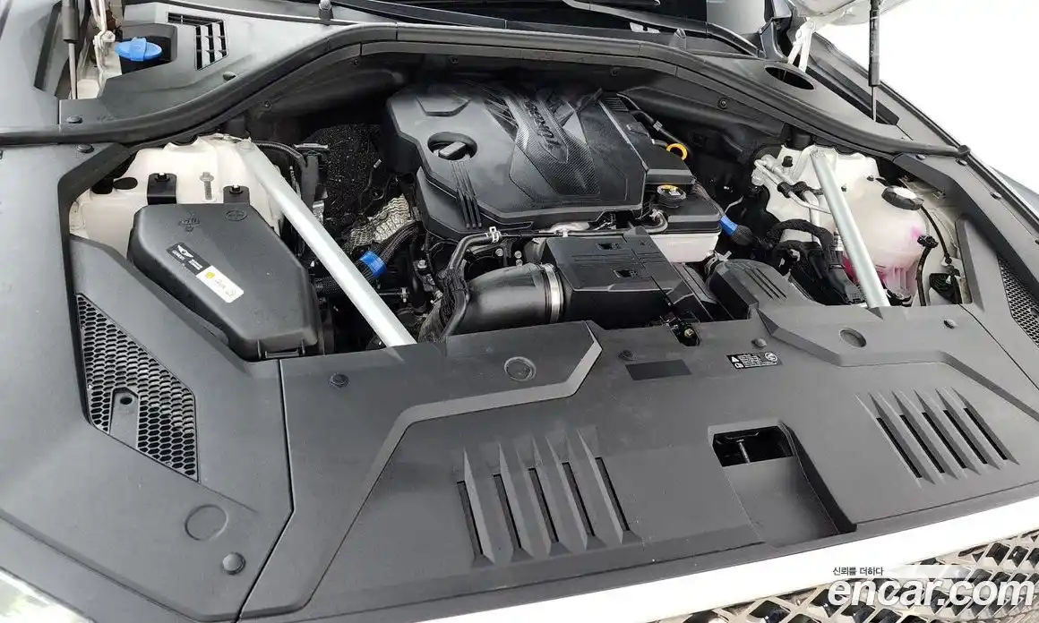 Genesis GV70 2022 2.5 Автомат в Москве № 1399720, фото 6