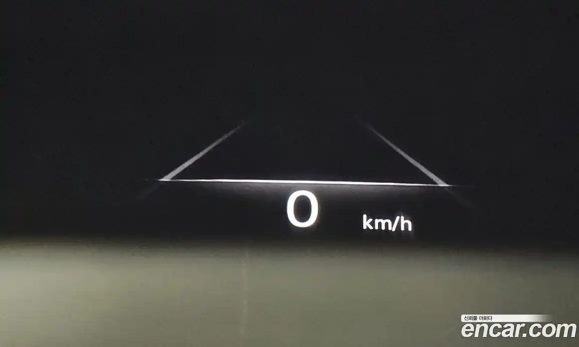 Genesis GV70 2022 2.5 Автомат в Москве № 1399739, фото 16