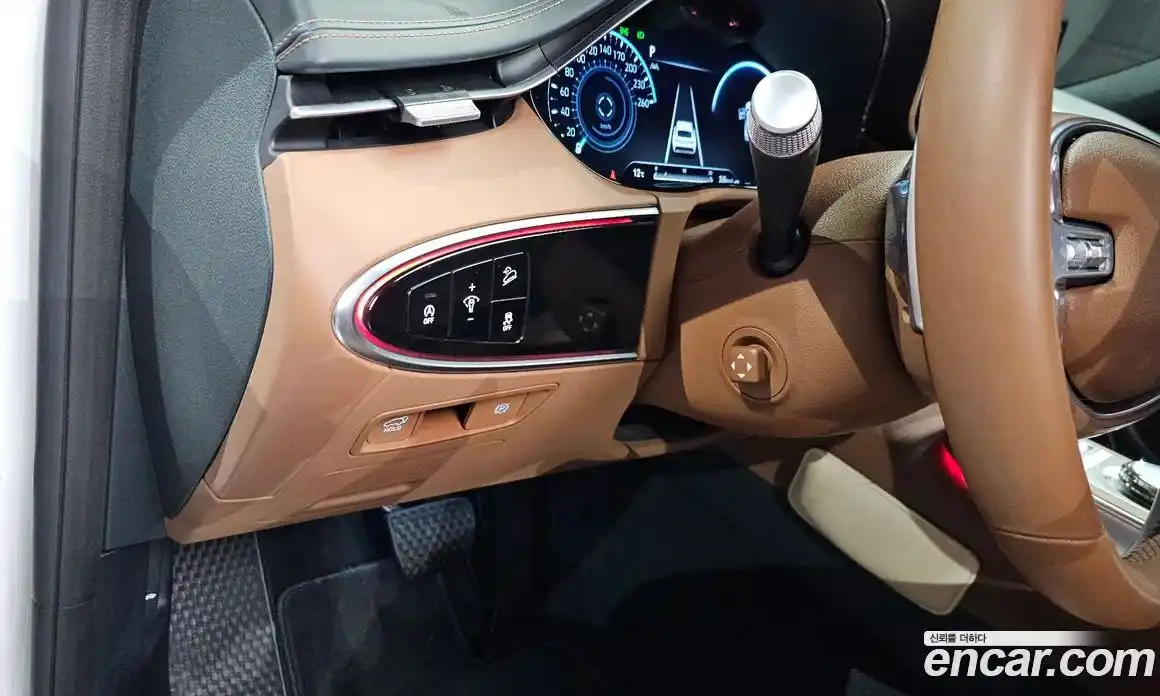 Genesis GV70 2022 2.5 Автомат в Москве № 1399739, фото 17