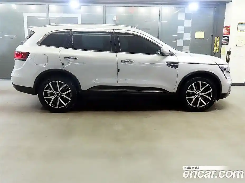 Renault QM6 2021 2.0 гидро в Москве № 1402238, фото 3