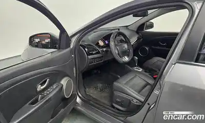 Renault SM3 2016 1.6 гидро в Москве № 1402491, миниатюра 11