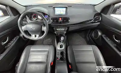 Renault SM3 2016 1.6 гидро в Москве № 1402491, миниатюра 7