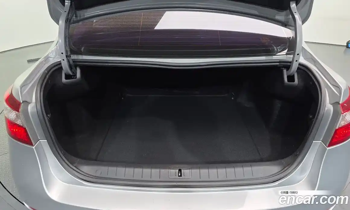 Renault SM5 2011 2.0 гидро в Москве № 1402583, фото 20