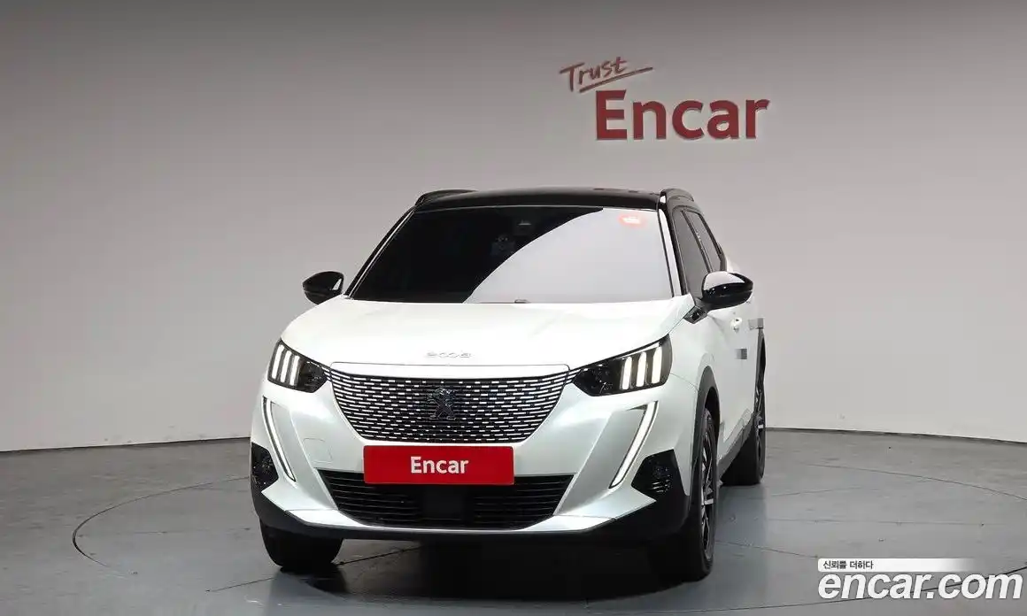 Peugeot 2008 2021 0.1 гидро в Москве № 1403560, фото 3