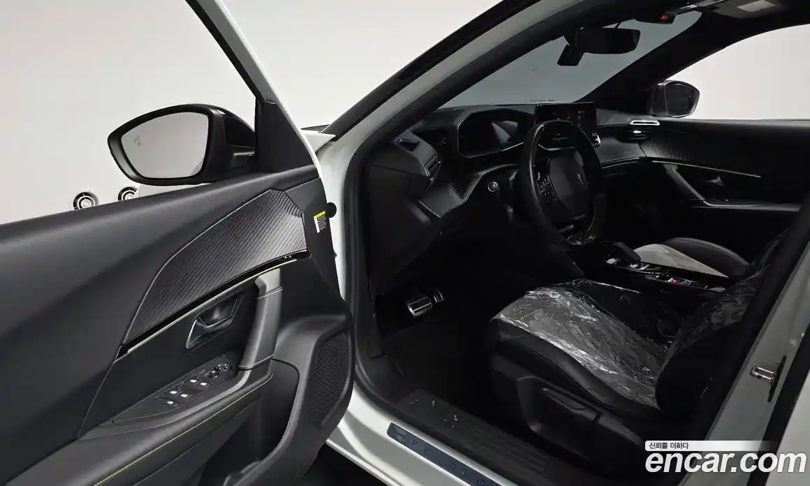 Peugeot 2008 2021 0.1 гидро в Москве № 1403560, фото 10