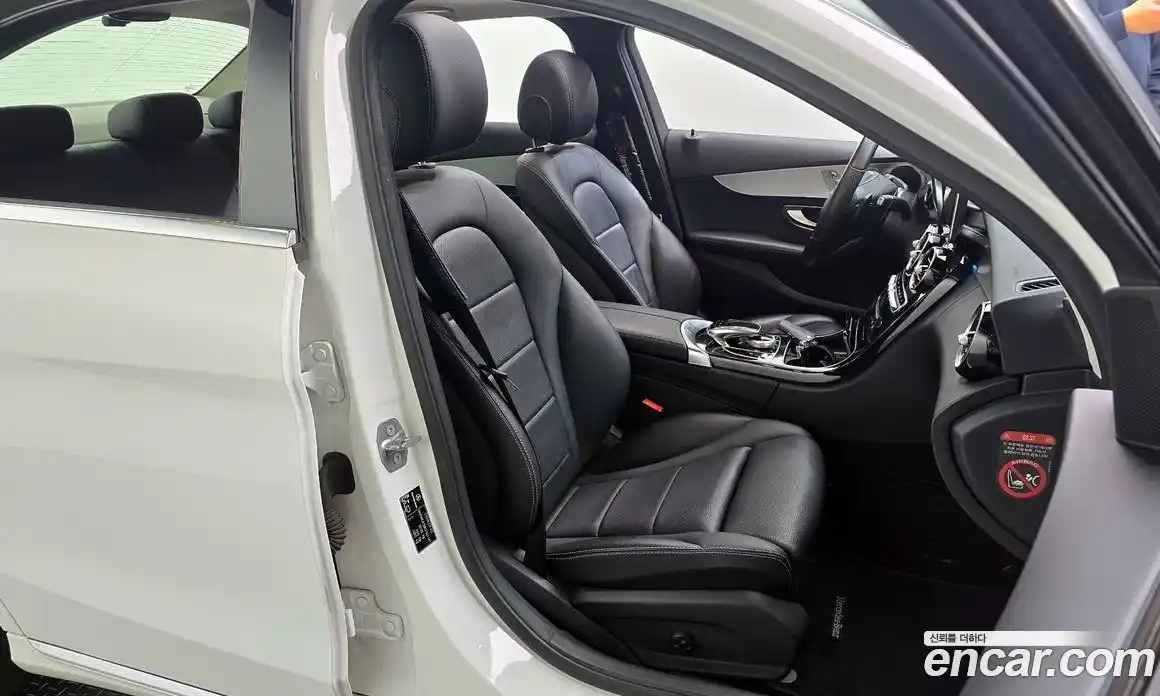 Mercedes-Benz C-Class 2016 2.0 гидро в Москве № 1403906, фото 12