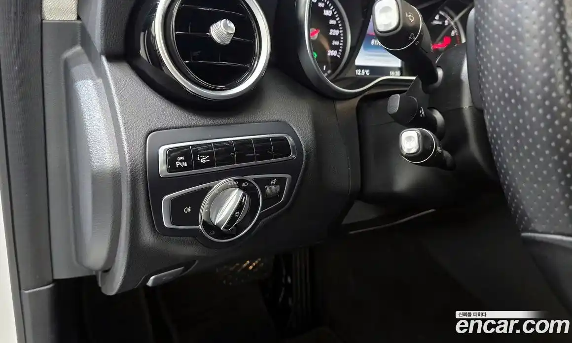 Mercedes-Benz C-Class 2016 2.0 гидро в Москве № 1403906, фото 14