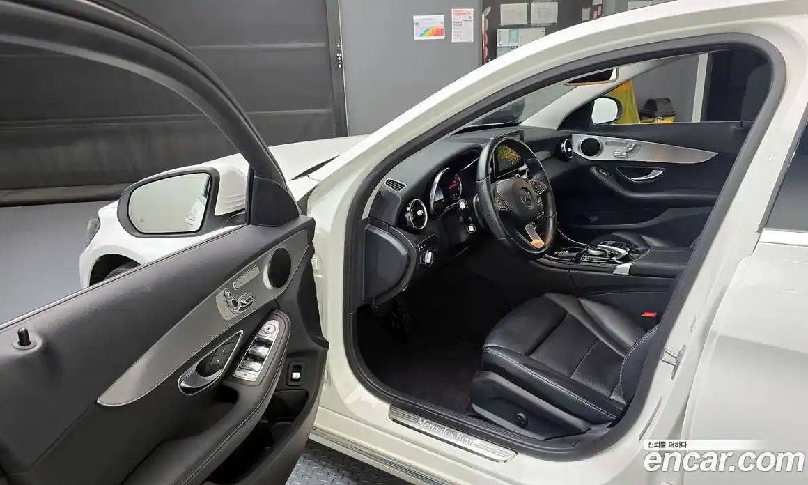 Mercedes-Benz C-Class 2016 2.0 гидро в Москве № 1403906, фото 10