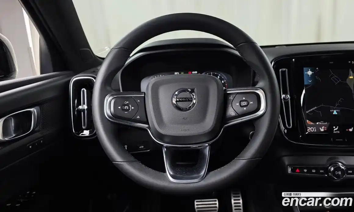 Volvo XC40 2021 2.0 гидро в Москве № 1404684, фото 13