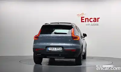 Volvo XC40 2021 2.0 гидро в Москве № 1404684, миниатюра 4