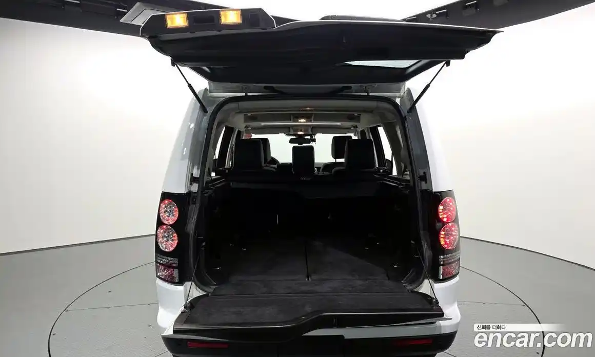 Land Rover Discovery 2014 3.0 гидро в Москве № 1405093, фото 20