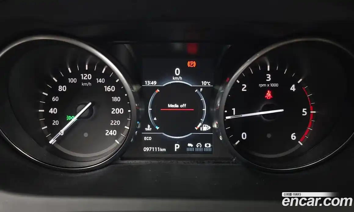 Land Rover Discovery Sport 2016 2.0 гидро в Москве № 1405155, фото 8