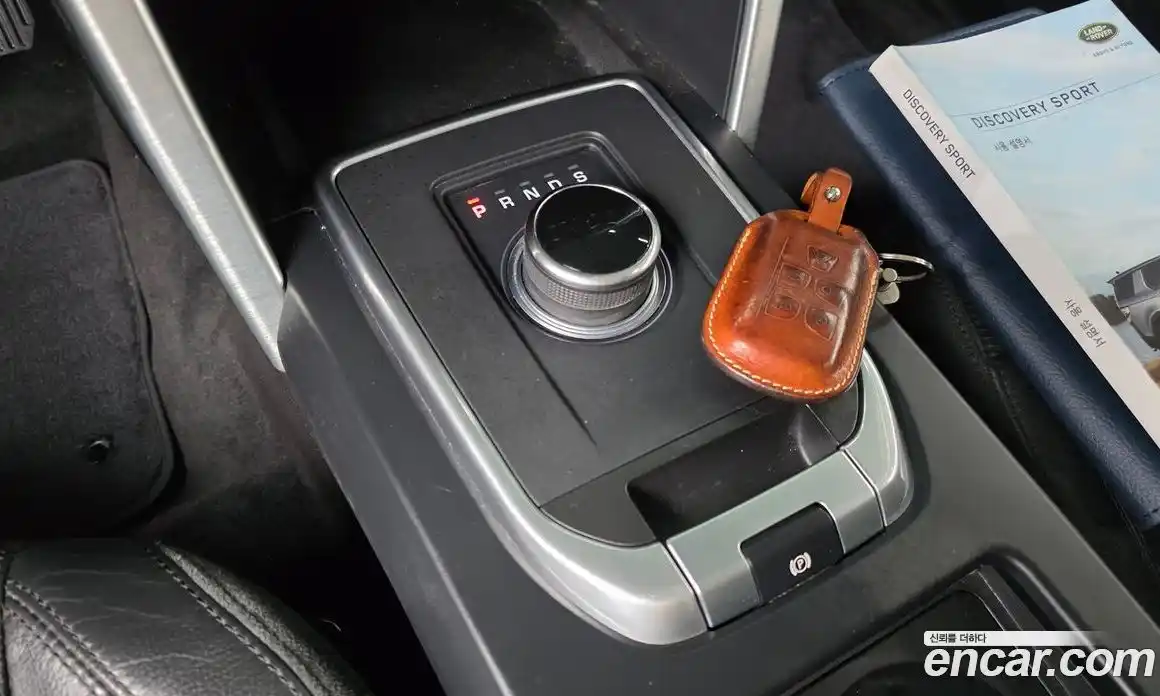 Land Rover Discovery Sport 2016 2.0 гидро в Москве № 1405155, фото 9