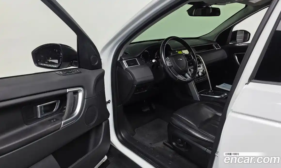 Land Rover Discovery Sport 2016 2.0 гидро в Москве № 1405155, фото 10