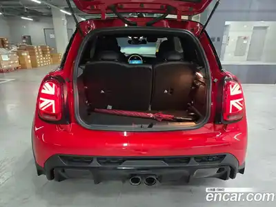 Mini Cooper 2023 2.0 гидро в Москве № 1405287, миниатюра 6