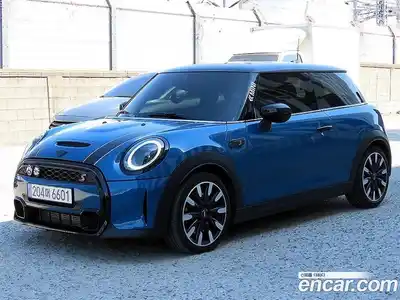 Mini Cooper 2022 2.0 гидро в Москве № 1405294, миниатюра 2