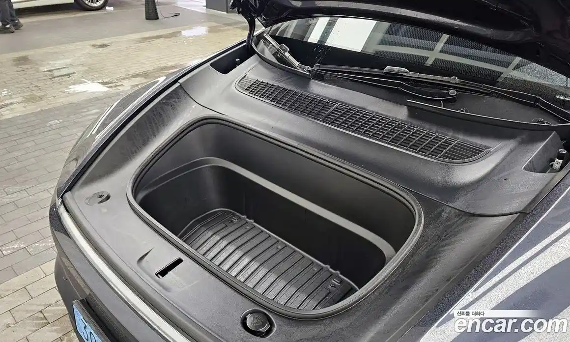 Tesla Model Y 2025 0.2 гидро в Москве № 1405376, фото 6