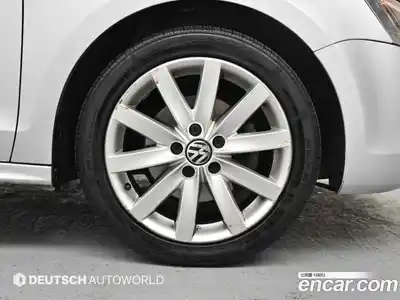 Volkswagen Jetta 2011 2.0 гидро в Москве № 1405727, миниатюра 5